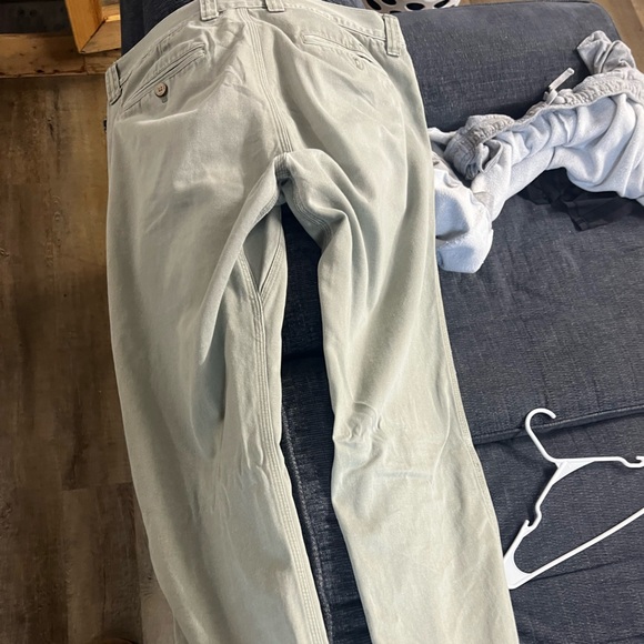 Mountain Khakis 35x32 - Picture 2 of 3